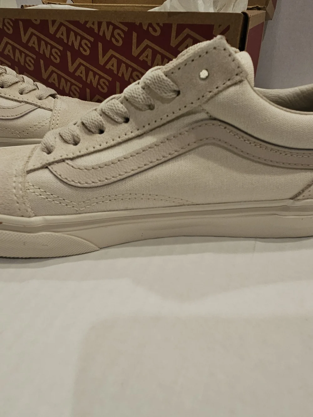 Vans Men's Low-Top Canvas Sneakers - Cream